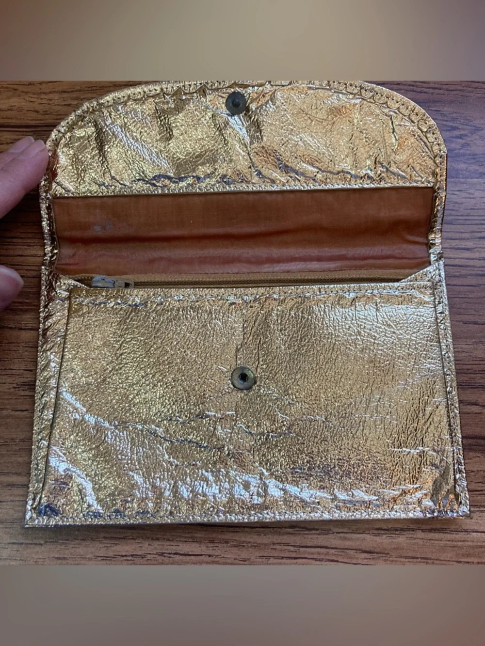 Baronet $10 discoloration